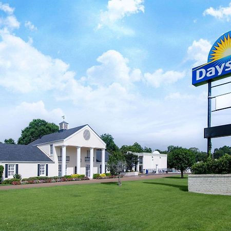 Days Inn By Wyndham Natchez Exterior photo