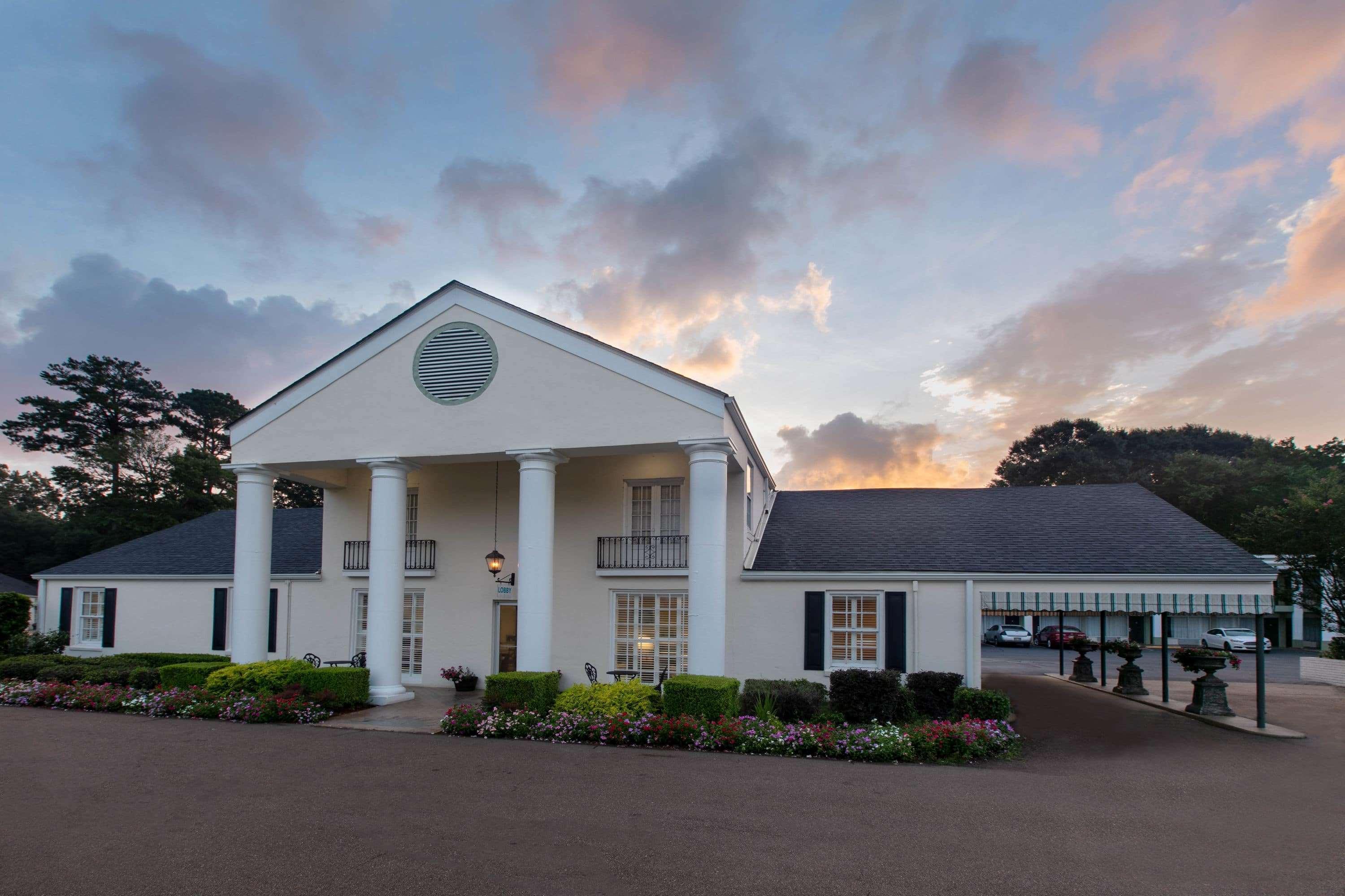 Days Inn By Wyndham Natchez Exterior photo